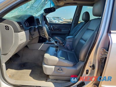 Zdjęcie 7 z 12 samochodu: 2007 KIA SORENTO BASE VIN:KNDJD736775700189 - miniatura