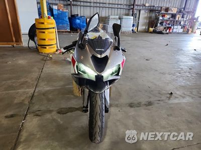 Drugie zdjęcie samochodu z przodu: 2025 KAWASAKI ZX636 K VIN:JKBZXJJ15SA025141 - miniatura