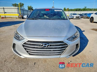 Piąte zdjęcie samochodu w środku: 2018 HYUNDAI ELANTRA SE VIN:5NPD74LF2JH336399 - miniatura