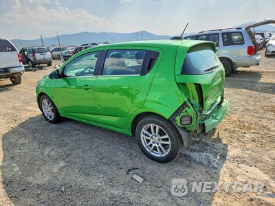 Drugie zdjęcie samochodu z przodu: 2015 CHEVROLET SONIC LT VIN:1G1JC6SH0F4209914 - miniatura