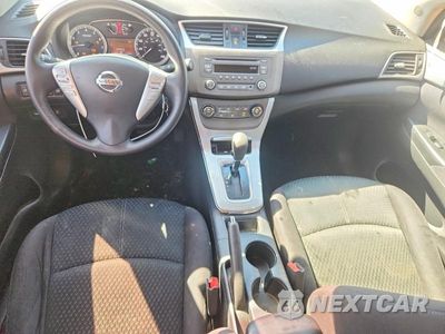 Zdjęcie 8 z 12 samochodu: 2014 NISSAN SENTRA SR VIN:3N1AB7AP7EY264058 - miniatura