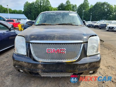 Piąte zdjęcie samochodu w środku: 2012 GMC YUKON DENALI VIN:1GKS2EEF7CR297236 - miniatura