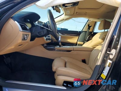 Zdjęcie 7 z 12 samochodu: 2021 BMW 750 XI VIN:WBA7U2C04MCE61507 - miniatura