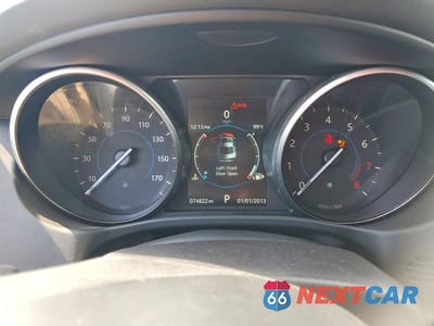 Zdjęcie 9 z 12 samochodu: 2017 JAGUAR XE PREMIUM VIN:SAJAJ4BV1HA950487 - miniatura