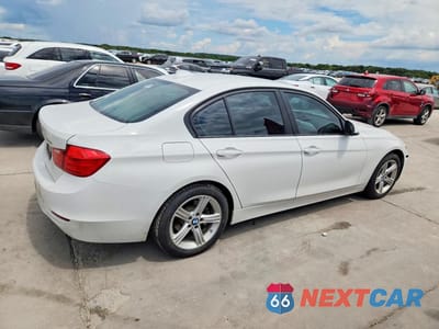 Trzecie zdjęcie samochodu z tyłu: 2015 BMW 320 I VIN:WBA3B1C56FK135840 - miniatura