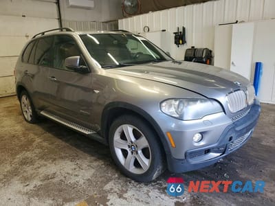 Czwarte zdjęcie samochodu z boku: 2010 BMW X5 XDRIVE35D VIN:5UXFF0C57ALJ99269 - miniatura