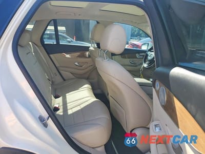 Zdjęcie 10 z 12 samochodu: 2017 MERCEDES-BENZ GLC 300 VIN:WDC0G4JB8HF249023 - miniatura