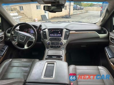 Zdjęcie 9 z 10 samochodu: 2016 GMC YUKON DENALI VIN:1GKS2CKJ1GR129613 - miniatura