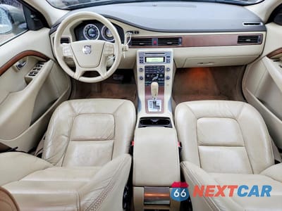Zdjęcie 8 z 13 samochodu: 2011 VOLVO XC70 3.2 VIN:YV4940BZ7B1102221 - miniatura