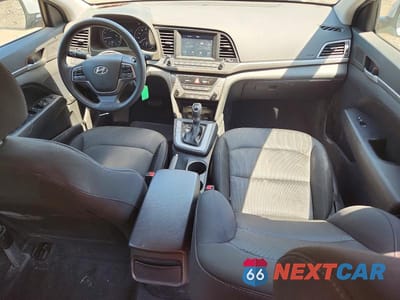 Zdjęcie 8 z 12 samochodu: 2018 HYUNDAI ELANTRA SEL VIN:5NPD84LF3JH275786 - miniatura