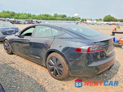 Drugie zdjęcie samochodu z przodu: 2021 TESLA MODEL S VIN:5YJSA1E61MF449753 - miniatura