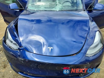 Zdjęcie 11 z 12 samochodu: 2022 TESLA MODEL Y VIN:7SAYGDEF3NF530378 - miniatura