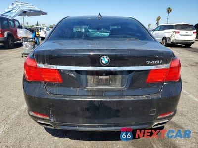 Zdjęcie 6 z 12 samochodu: 2011 BMW 740 I VIN:WBAKA4C52BC392241 - miniatura