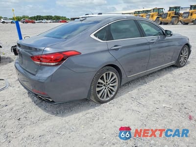 Trzecie zdjęcie samochodu z tyłu: 2015 HYUNDAI GENESIS 5.0L VIN:KMHGN4JF5FU074554 - miniatura