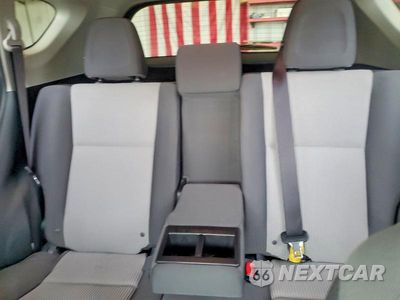 Zdjęcie 10 z 13 samochodu: 2015 TOYOTA RAV4 LE VIN:JTMBFREV0FD152149 - miniatura
