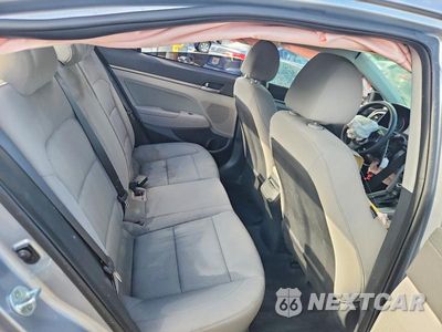 Zdjęcie 10 z 12 samochodu: 2017 HYUNDAI ELANTRA SE VIN:5NPD84LF5HH124328 - miniatura