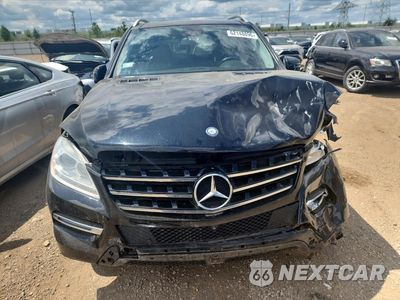Piąte zdjęcie samochodu w środku: 2014 MERCEDES-BENZ ML 350 4MATIC VIN:4JGDA5HB2EA279093 - miniatura