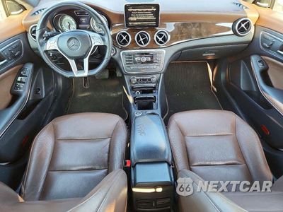 Zdjęcie 8 z 12 samochodu: 2014 MERCEDES-BENZ CLA 250 VIN:WDDSJ4EB8EN031908 - miniatura