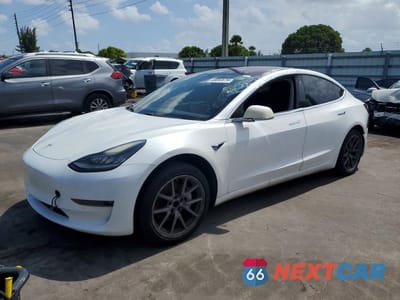 2018 TESLA MODEL 3 5YJ3E1EA7JF007505 - główne zdjęcie licytacji z USA - miniatura