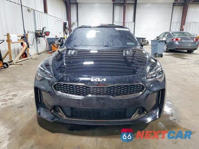 Piąte zdjęcie samochodu w środku: 2022 KIA STINGER GT LINE VIN:KNAE35LD1N6113708 - miniatura