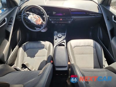 Zdjęcie 8 z 12 samochodu: 2024 KIA NIRO WIND VIN:KNDCR3L14R5108033 - miniatura
