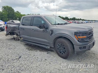 Czwarte zdjęcie samochodu z boku: 2024 FORD F150 XLT VIN:1FTFW3L84RKF40898 - miniatura