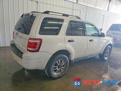 Trzecie zdjęcie samochodu z tyłu: 2012 FORD ESCAPE XLT VIN:1FMCU9D72CKC56237 - miniatura
