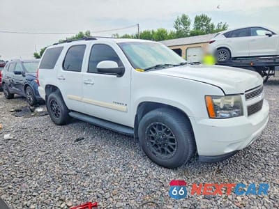 Czwarte zdjęcie samochodu z boku: 2007 CHEVROLET TAHOE K1500 VIN:1GNFK13037R101553 - miniatura