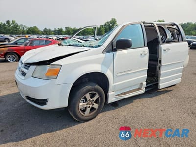 2010 DODGE GRAND CARAVAN SE 2D4RN4DE8AR296966 - główne zdjęcie licytacji z USA - miniatura