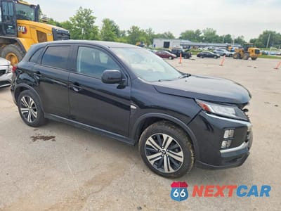 Czwarte zdjęcie samochodu z boku: 2024 MITSUBISHI OUTLANDER SPORT S/SE VIN:JA4ARUAU8RU009371 - miniatura