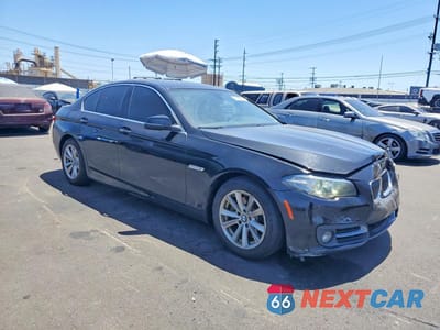 Czwarte zdjęcie samochodu z boku: 2016 BMW 528 I VIN:WBA5A5C54GG351130 - miniatura