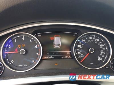 Zdjęcie 9 z 13 samochodu: 2016 VOLKSWAGEN TOUAREG SPORT VIN:WVGEF9BPXGD001125 - miniatura