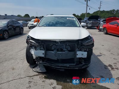 Piąte zdjęcie samochodu w środku: 2024 MAZDA CX-30 PREMIUM VIN:3MVDMBDM7RM600425 - miniatura
