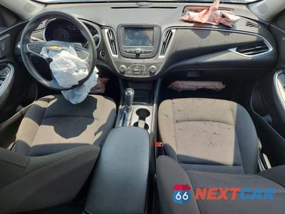 Zdjęcie 8 z 12 samochodu: 2018 CHEVROLET MALIBU LS VIN:1G1ZB5ST2JF176917 - miniatura