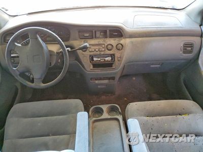 Zdjęcie 8 z 13 samochodu: 2001 HONDA ODYSSEY EX VIN:2HKRL18601H514321 - miniatura