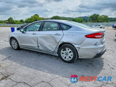 Drugie zdjęcie samochodu z przodu: 2019 FORD FUSION S VIN:3FA6P0G79KR102060 - miniatura