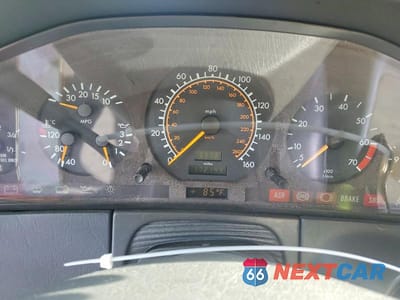 Zdjęcie 9 z 13 samochodu: 1995 MERCEDES-BENZ S 420 VIN:WDBGA43E3SA275819 - miniatura