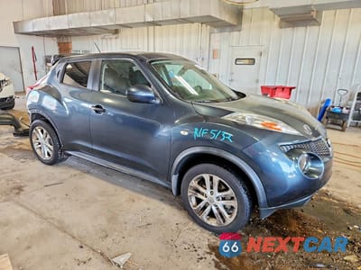 Czwarte zdjęcie samochodu z boku: 2013 NISSAN JUKE S VIN:JN8AF5MV0DT208572 - miniatura