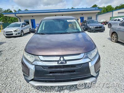 Piąte zdjęcie samochodu w środku: 2018 MITSUBISHI OUTLANDER ES VIN:JA4AD2A3XJZ033432 - miniatura