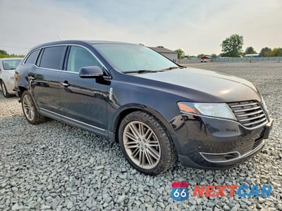 Czwarte zdjęcie samochodu z boku: 2019 LINCOLN MKT VIN:2LMHJ5AT0KBL04162 - miniatura