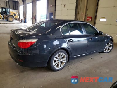 Trzecie zdjęcie samochodu z tyłu: 2010 BMW 535 XI VIN:WBANV9C59AC391696 - miniatura