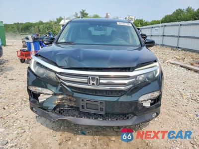 Piąte zdjęcie samochodu w środku: 2016 HONDA PILOT EXL VIN:5FNYF6H53GB100383 - miniatura