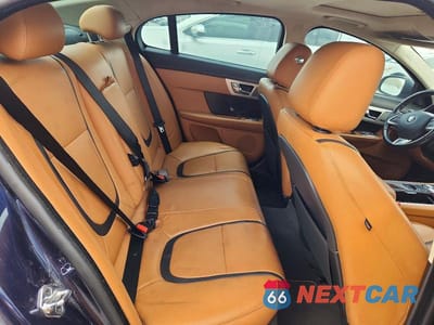 Zdjęcie 10 z 12 samochodu: 2015 JAGUAR XF 3.0 SPORT VIN:SAJWA0F77F8U88175 - miniatura