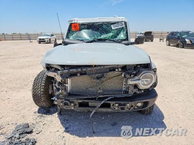 Piąte zdjęcie samochodu w środku: 2026 FORD BRONCO HERITAGE VIN:1FMEE4DP9TLA75610 - miniatura