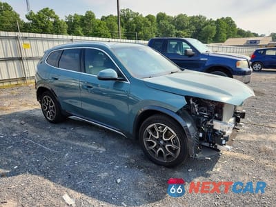 Czwarte zdjęcie samochodu z boku: 2025 BMW X1 XDRIVE28I VIN:WBX73EF05S5189389 - miniatura