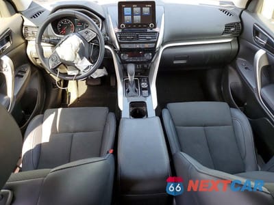 Zdjęcie 8 z 13 samochodu: 2026 MITSUBISHI ECLIPSE CROSS SE VIN:JA4ATWAA1TZ013162 - miniatura