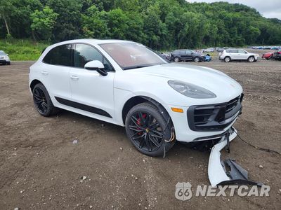 Czwarte zdjęcie samochodu z boku: 2025 PORSCHE MACAN GTS VIN:WP1AF2A50SLB51669 - miniatura
