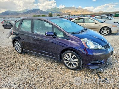 Czwarte zdjęcie samochodu z boku: 2013 HONDA FIT SPORT VIN:JHMGE8H56DC076095 - miniatura