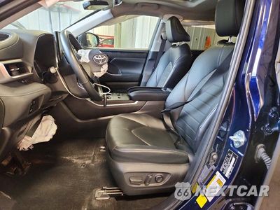 Zdjęcie 7 z 13 samochodu: 2024 TOYOTA HIGHLANDER XLE VIN:5TDKDRAH3RS052335 - miniatura