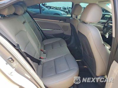 Zdjęcie 10 z 12 samochodu: 2017 HYUNDAI ELANTRA LIMITED VIN:KMHD84LF8HU148740 - miniatura